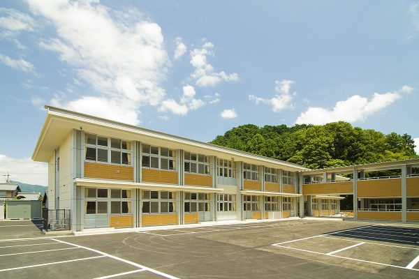 揖斐川中学校北舎‐1