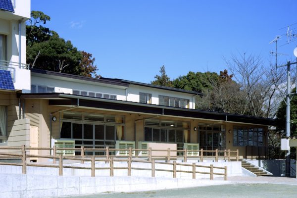 城山小学校附属幼稚園-外観